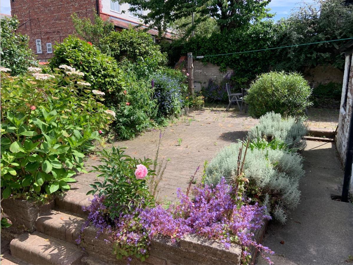 Entire Seaside Home, Sleeps 8, All En-Suite Rooms New Brighton Exterior foto